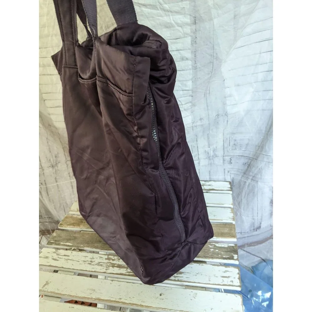 Lululemon gym workout bag large tote‎ purple duffle